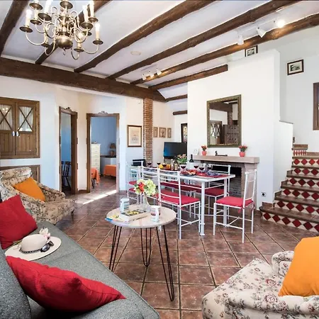 Hacienda Olivos By Vintage Travel וילה רונדה