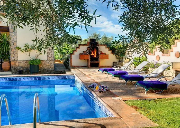 Hacienda Olivos By Vintage Travel *